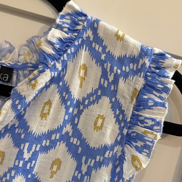 NWT Erika Blue and White Patterned Women's Top with Ruffle Trim - Picture 5 of 6